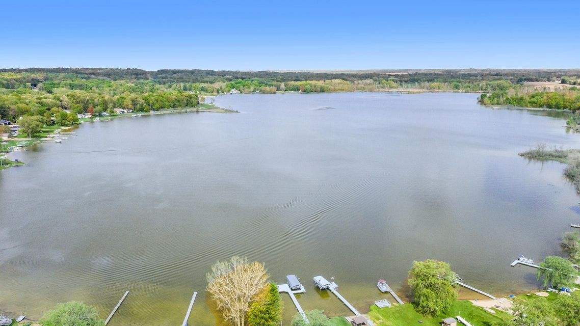 Dumont Lake, Allegan County